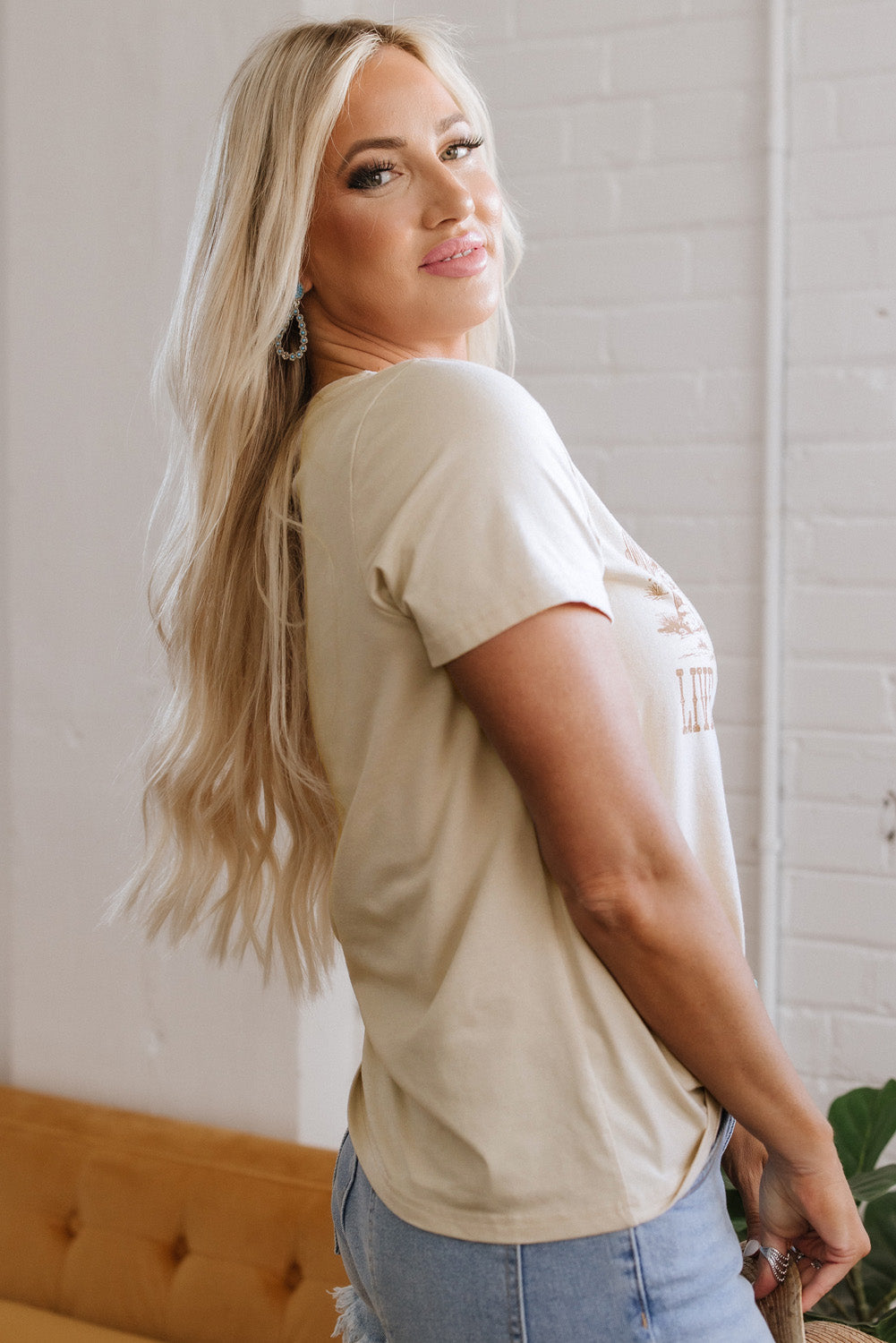 LIVE YOUR BEST LIFE Crew Neck Western Graphic Tee-2