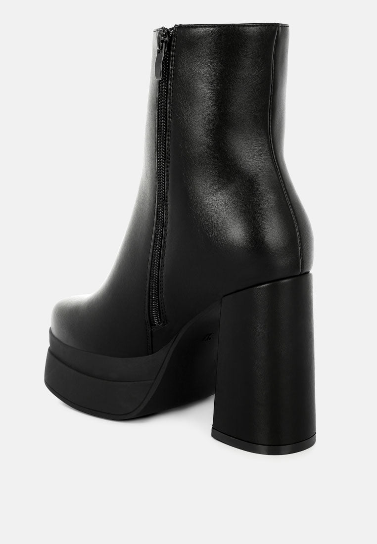 Baltese Zip-Up Chunky Heel Boots