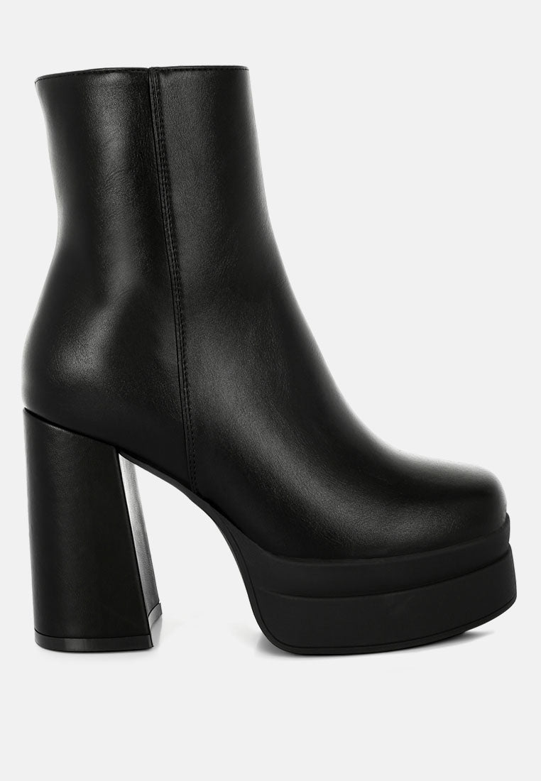 Baltese Zip-Up Chunky Heel Boots