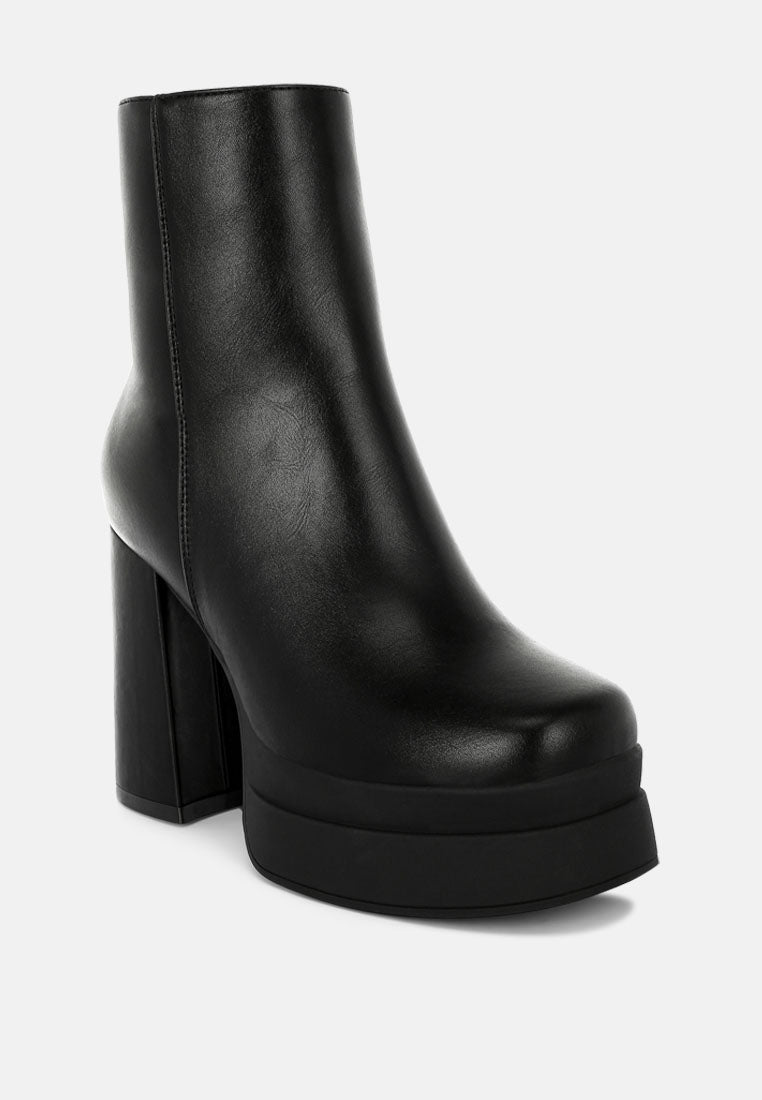 Baltese Zip-Up Chunky Heel Boots