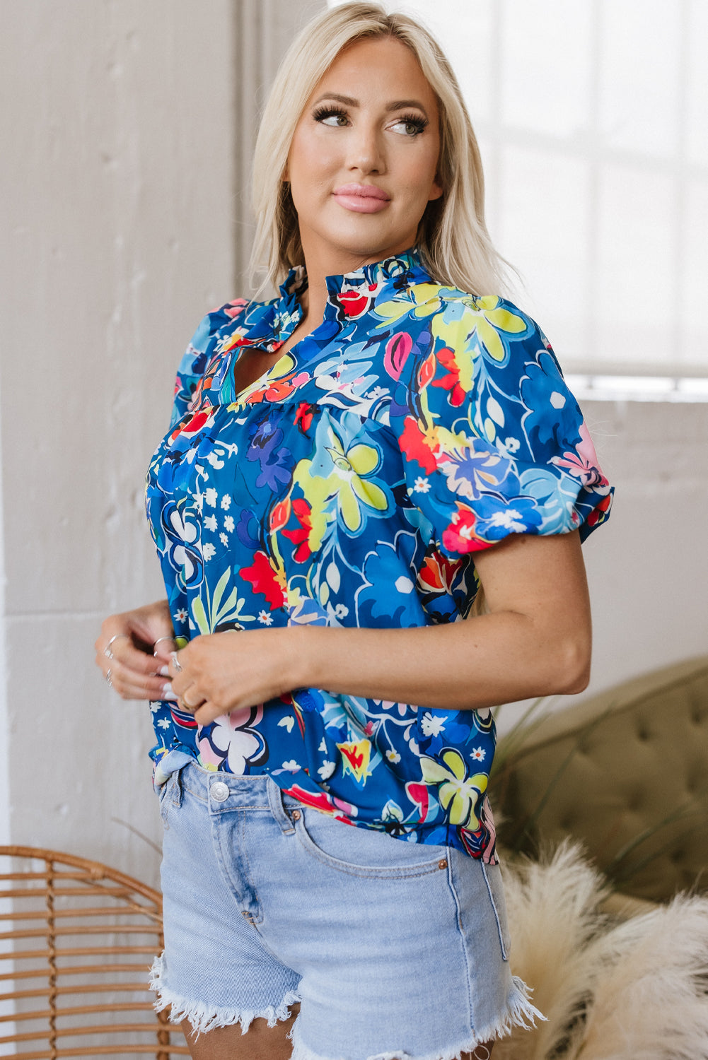 Ainara Flower Puff Short Sleeve Loose Blouse-3